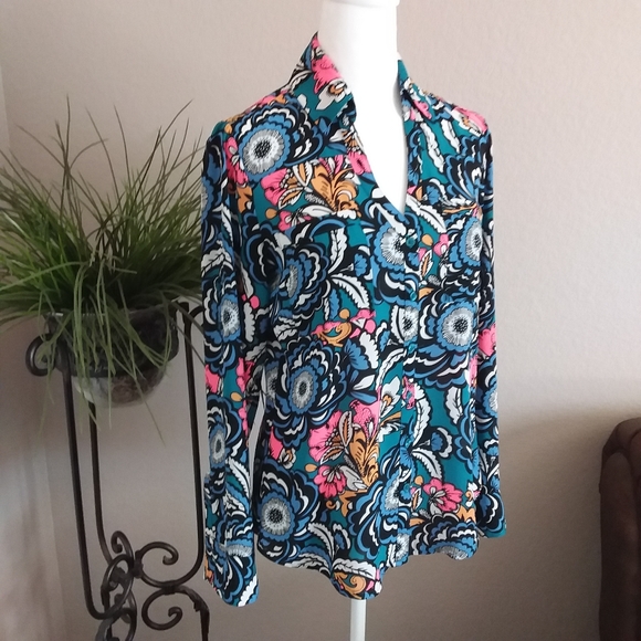 Express Ladies Long-sleeved Blouse - Picture 2 of 7